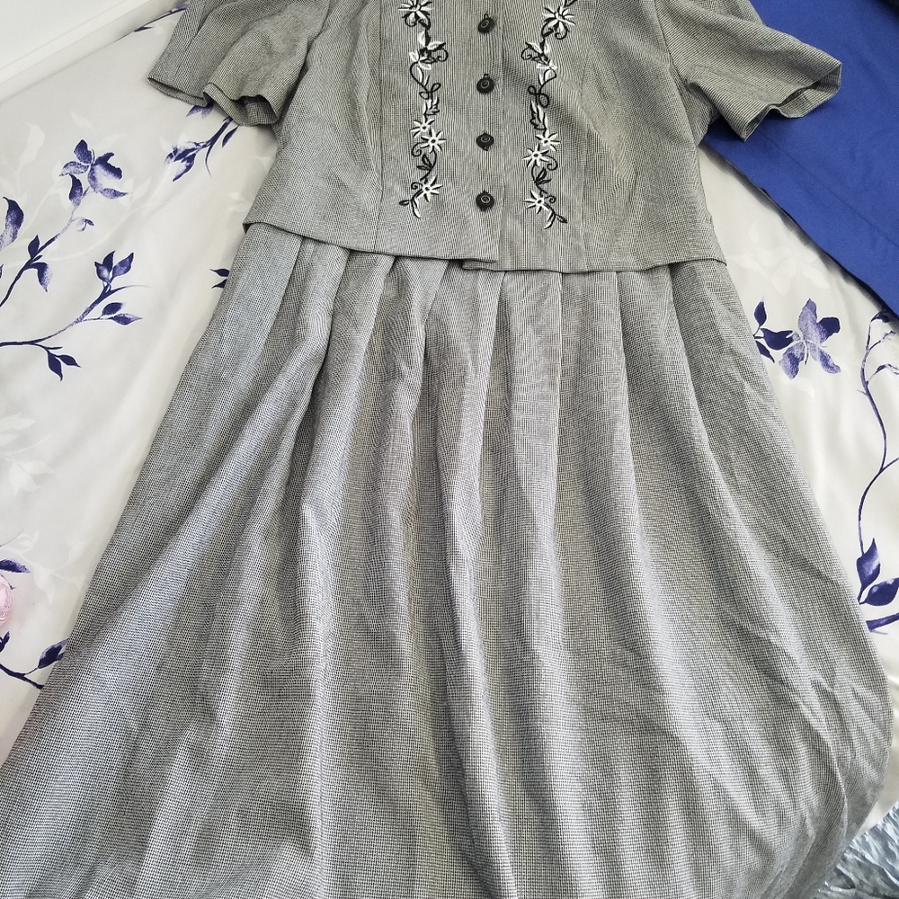 Vintage 2 piece like dress